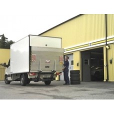 Гидроборт Zepro серии Z10 грузоподъемностью 1000 кг для грузовиков с массой до 12 т.
